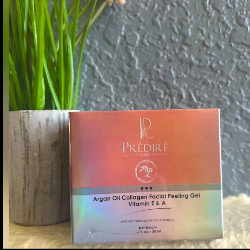 New SEALED Predire Paris Argan Oil Collagen Facial Peeling Gel Full Size NWT